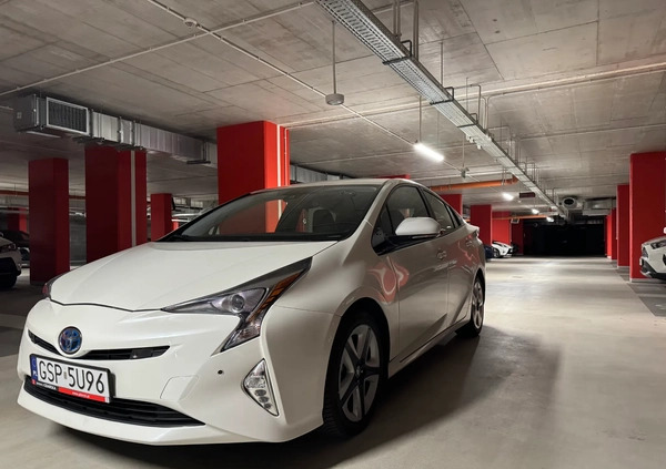 Toyota Prius cena 74000 przebieg: 61000, rok produkcji 2018 z Warszawa małe 37